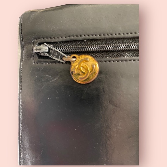 Authentic Black Leather Chanel - Picture 6 of 16